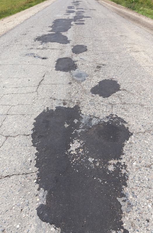 Signs Your Asphalt Surface Needs Professional Repair